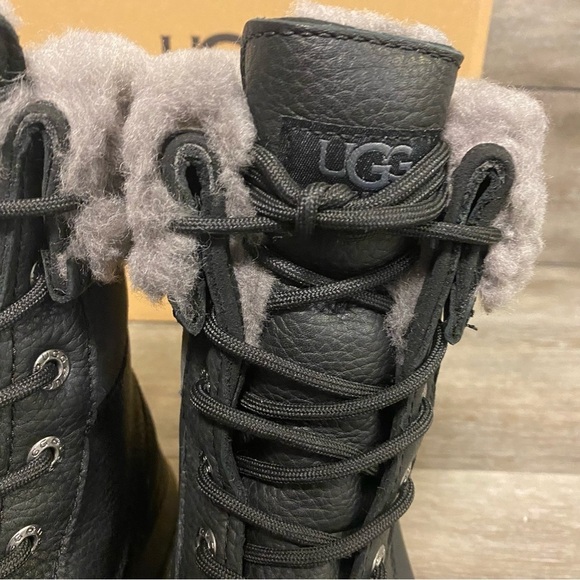 UGG | Adirondack Boot III In Black Snow Boots NEW Size 10 - Picture 5 of 12
